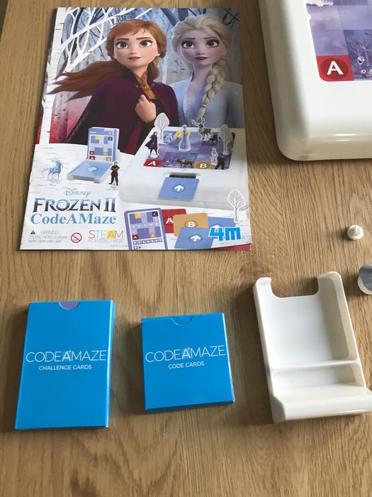 Code A Maze Frozen II - joc educativ de programare