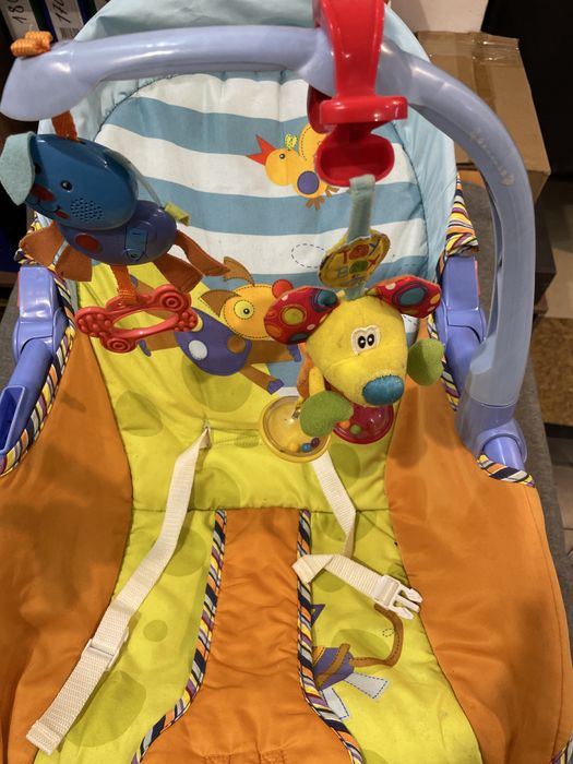 Продам  детскую кресло качалку