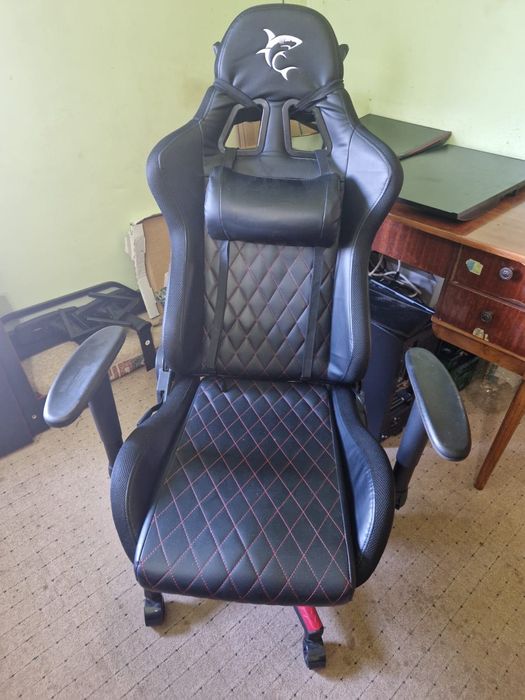 Scaun Gaming negru/rosu