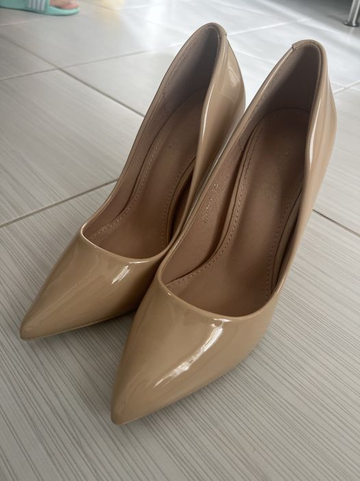 Pantofi eleganti cu toc