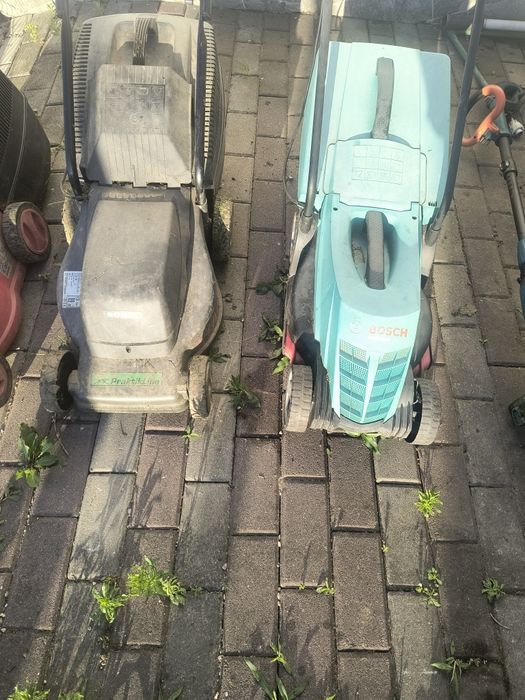 Mașina de tuns gazon electric