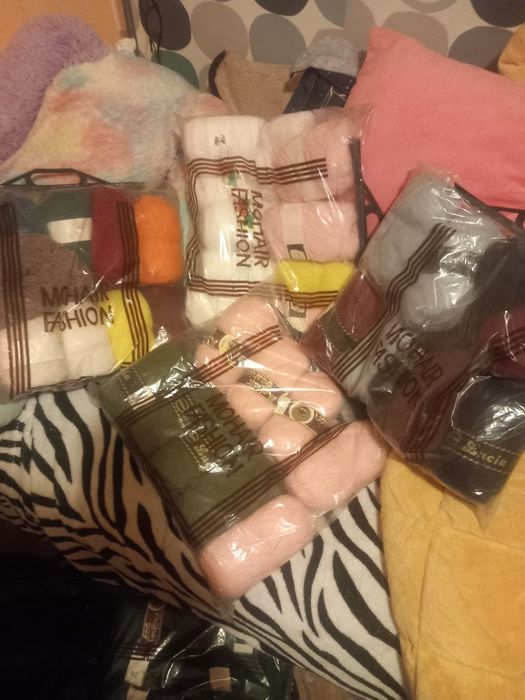 Set ate mohair de luxe nou. Cititi descrierea !.