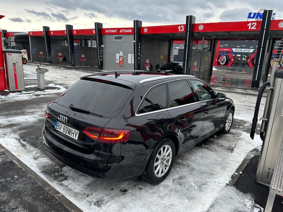 Audi A4 B8 Avant Quattro S-Tronic