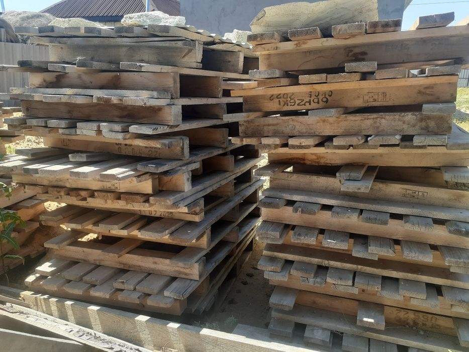 Продам поддоны по 1500тг.