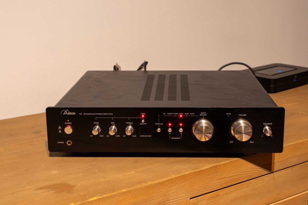 Amplificator integrat  AERON A2 MADE IN ITALY IMPECABIL