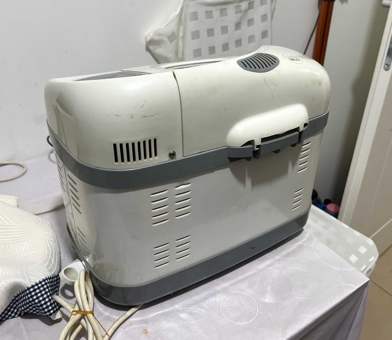 Masina paine Breville BR7L 600W 750g si 1kg functionala cuva inclusa