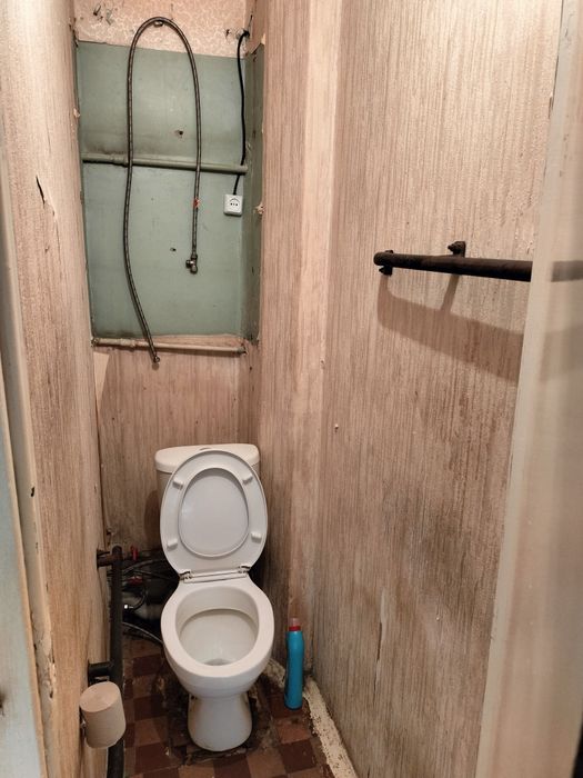 Продам 2-комн. квартиру 7-79, 2 этаж