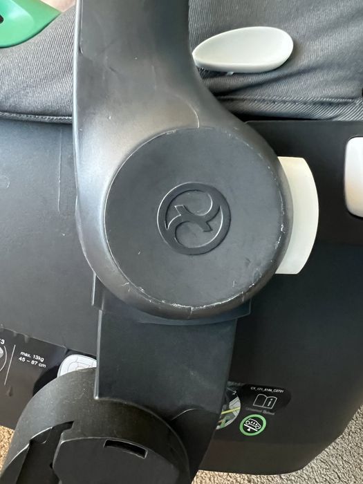 Cybex Balios S Lux кош за новородено и столче за кола