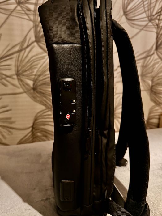 HP Laptop + Ghiozdan laptop & tableta