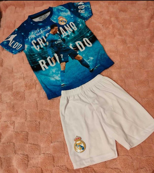 Echipament fotbal pentru copii