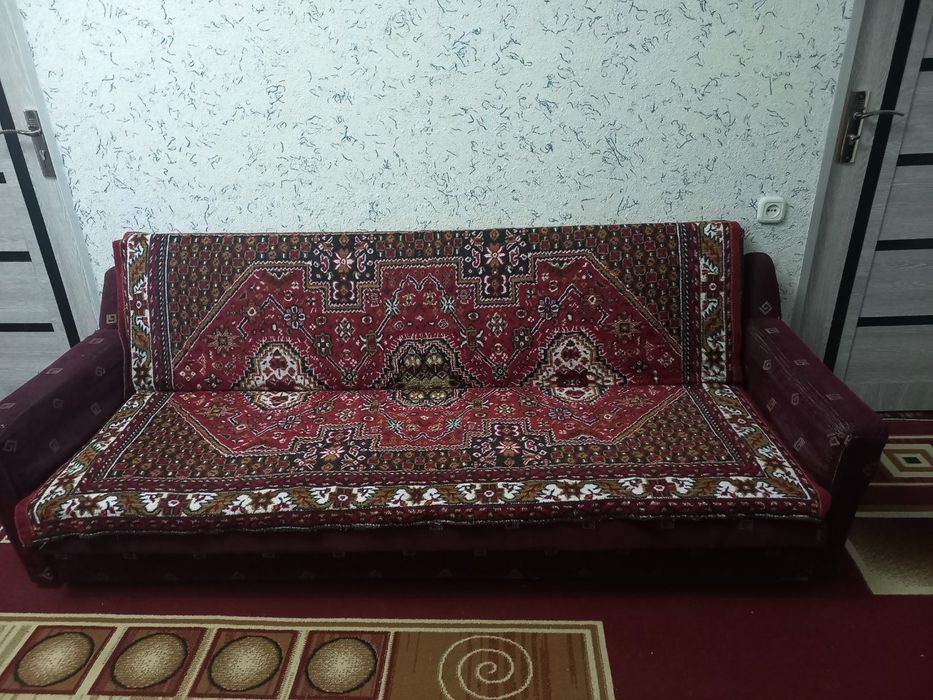 Продам всю мебель,с квартирой