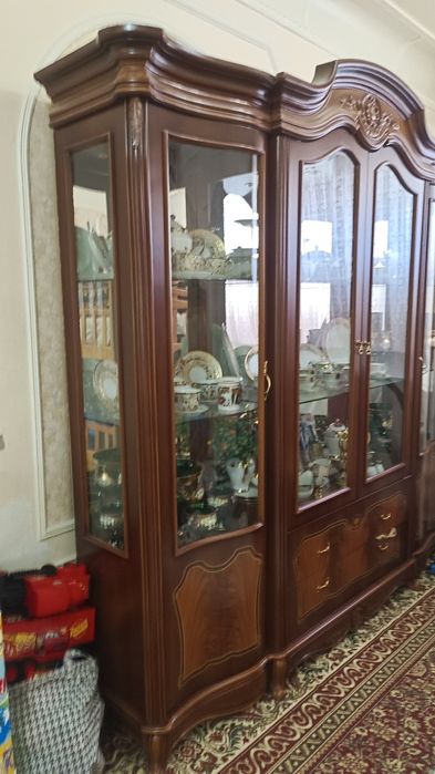 Stenka srochna sotiladi xolati ideal yaxshi turibti