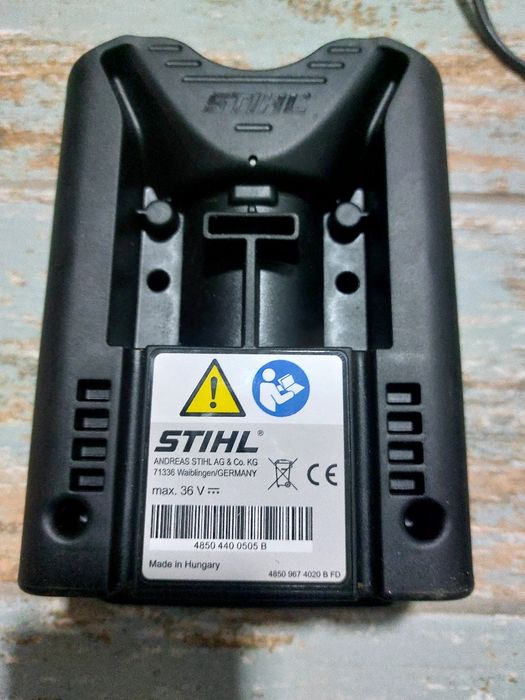 Tester încărcător baterii STIHL AGD2