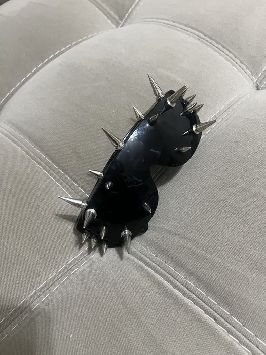 Очки солнцезащитные