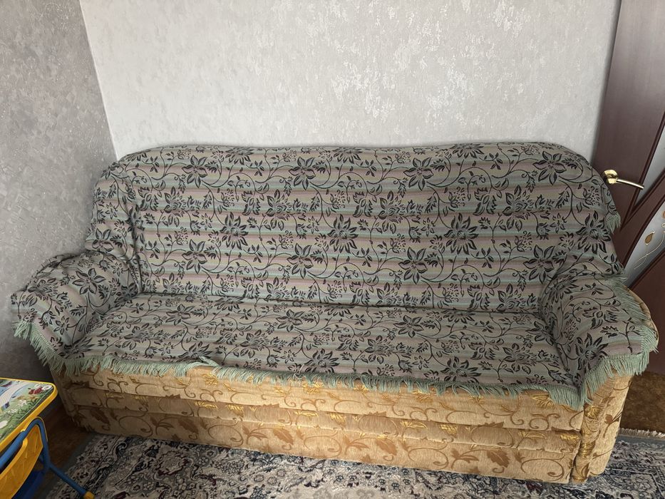 Продам диван раскладной