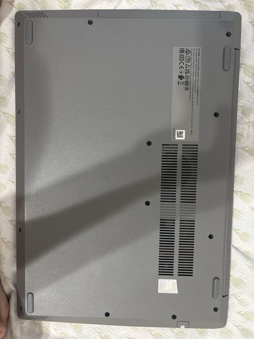 Продается ноутбук Lenovo IdeaPad 3 15IAU7