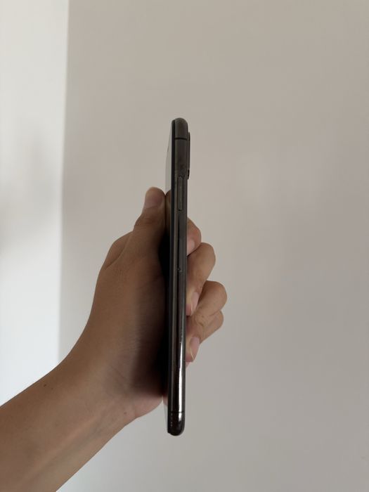 Айфон xs max в идеале 256гб
