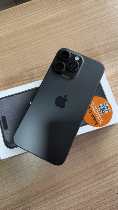 Vînd iphone 15 pro max !