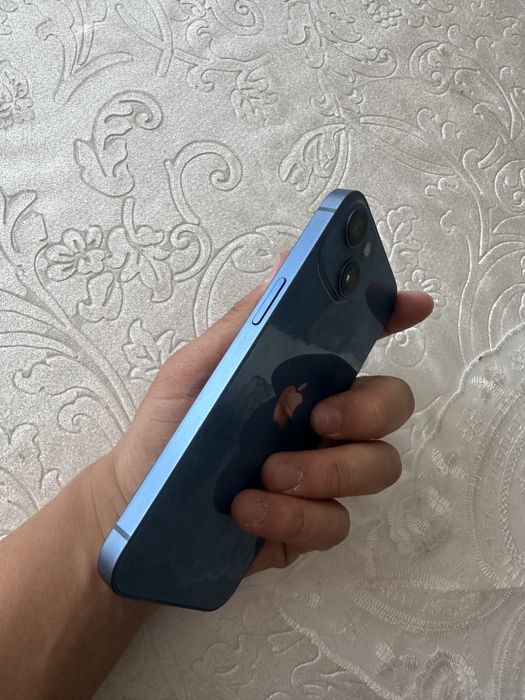 Продам айфон 13 128гб