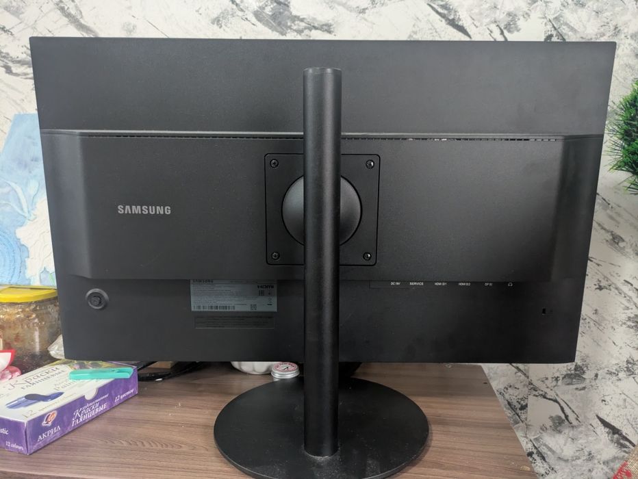 Монитор Самсунг Samsung