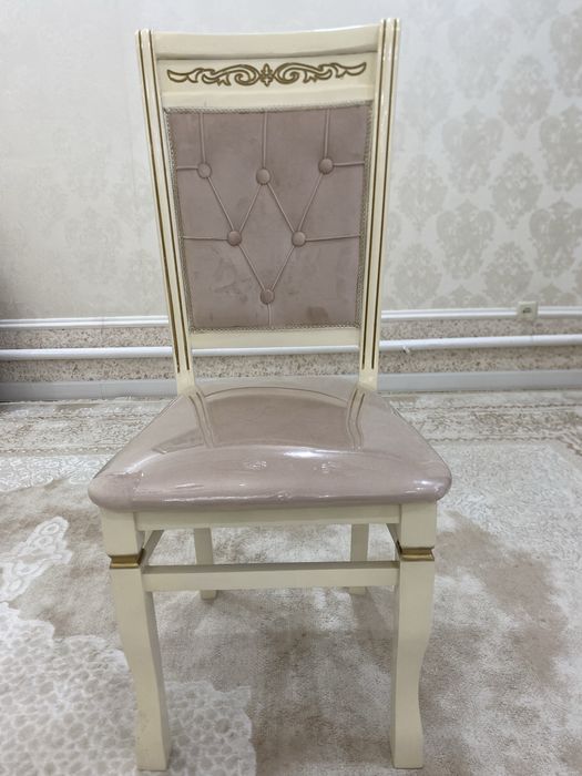 Стулья гостинный