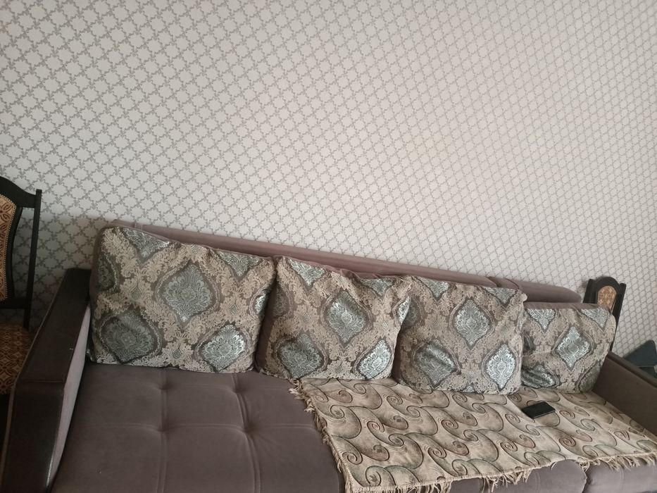 Мягкая мебель, диван