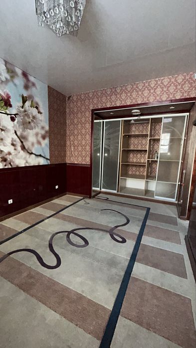 Продается Коммерческое помещение 257 м²