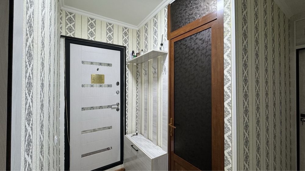 Продаеться  3х комнатная квартира с ремонтом