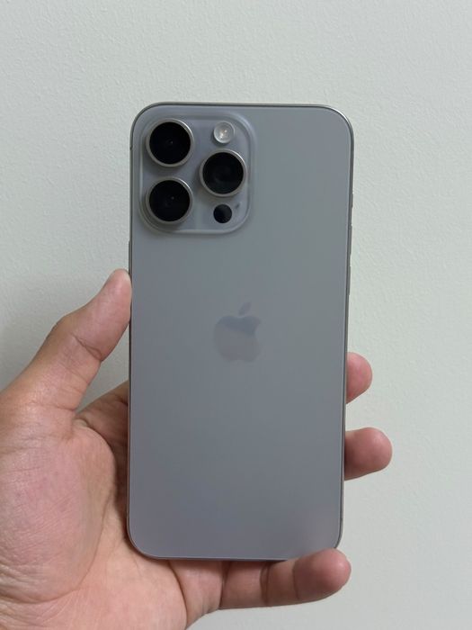 iPhone 15 pro max 85%