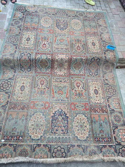 covor persan din perioada comunista