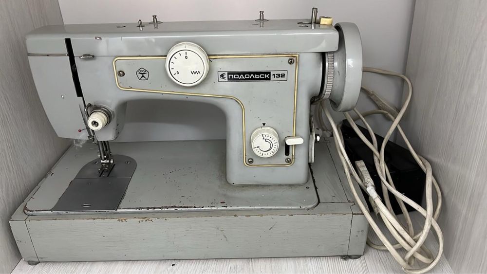 Продам оверлок 51 класса