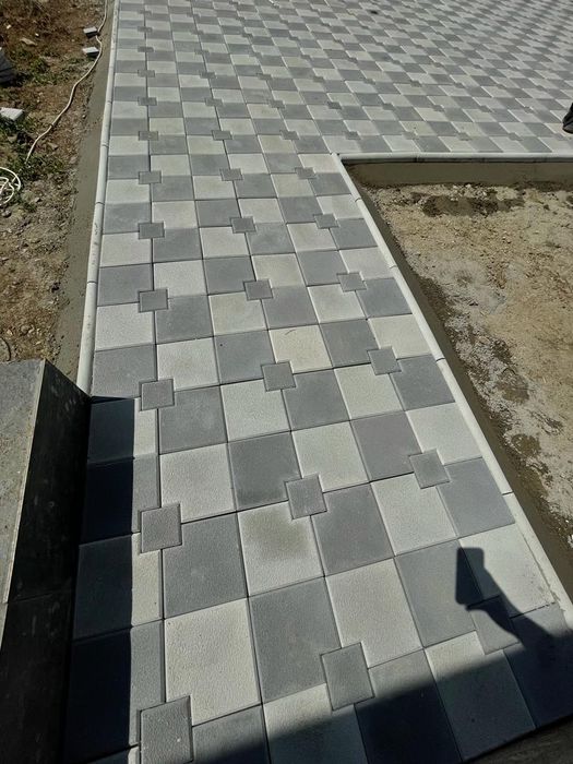 Producător Pavaj 3cm – Pachet Complet: Montaj + Materiale + Transport