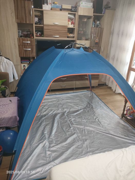 Vând cort plaje 4 persoane