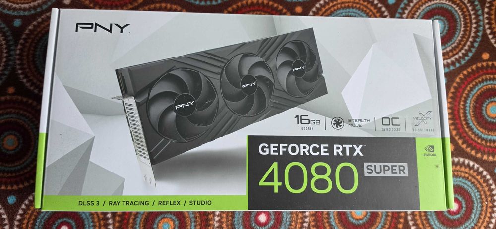 GeForce RTX 4080 Super + PSU be quiet! 1000W Platinum