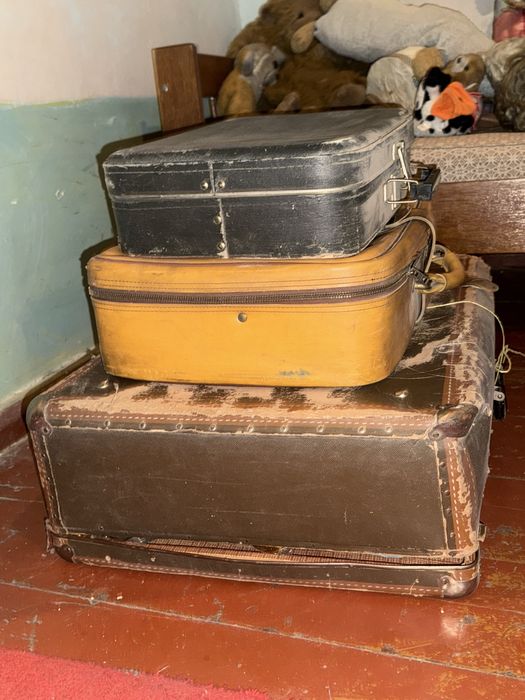 Чемоданы старинные