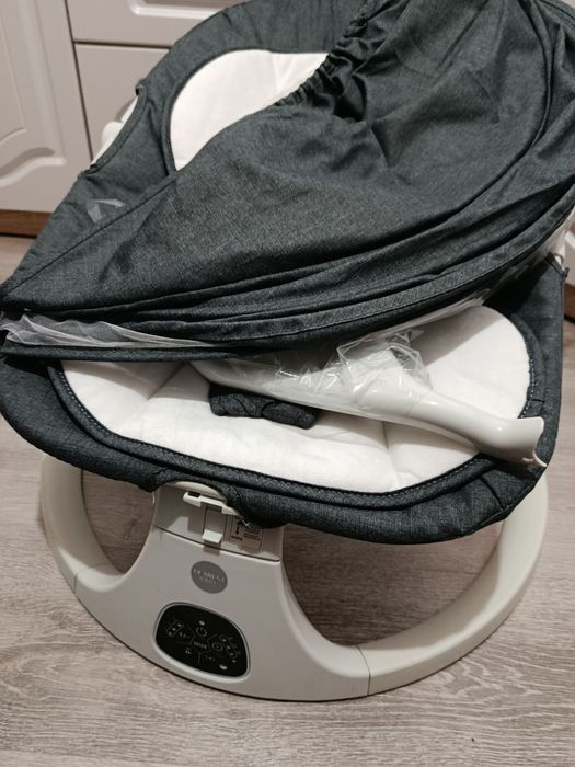 Продам шезлонг детский