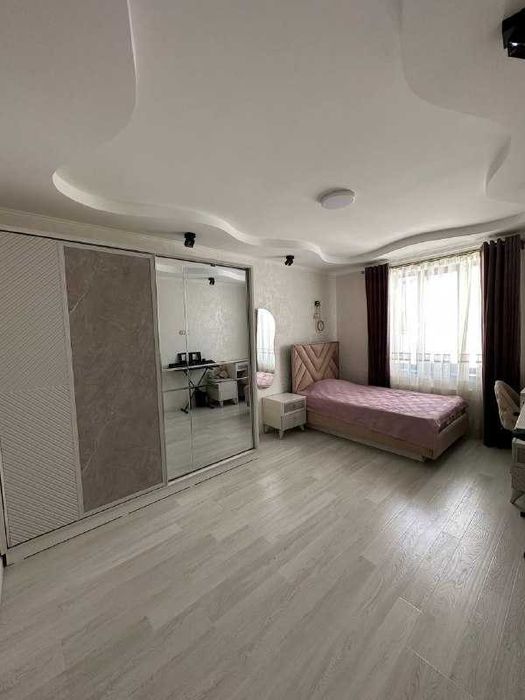 Ул.Мирабад! Сдается Дом в хайтек стиле в центре города