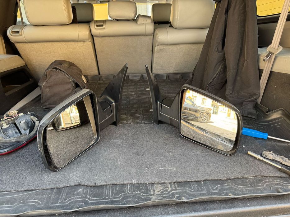 Зеркала на Toyota Sequoia, Tundra