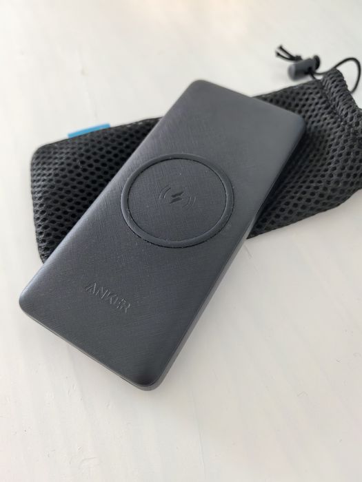 Baterie externa hybrid