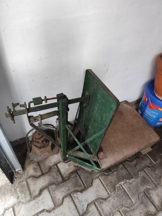 Cantar mecanic cu greutăți