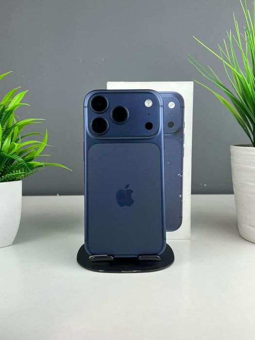 Телефон Apple iPhone 17 Pro 256GB