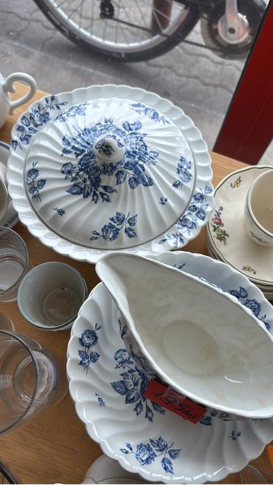 Set de farfurii cu boluri