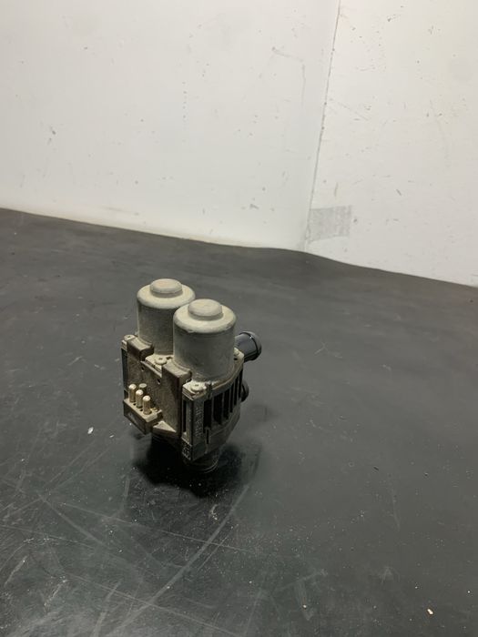 Pompa recirculare apa Mercedes E-Class W210 2.2 CDI 0018307884