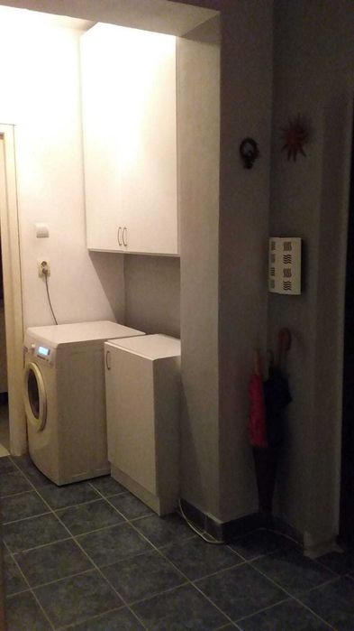 Inchiriez apartament cu 2 camere decomandat tg mures, Pandurilor, 52, langa bioclinica blocul eon ului, telefon 0745 082172, mobilat si utilat