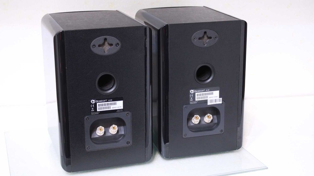 Boxe raft Boston A25(2x100W,8Ohm).