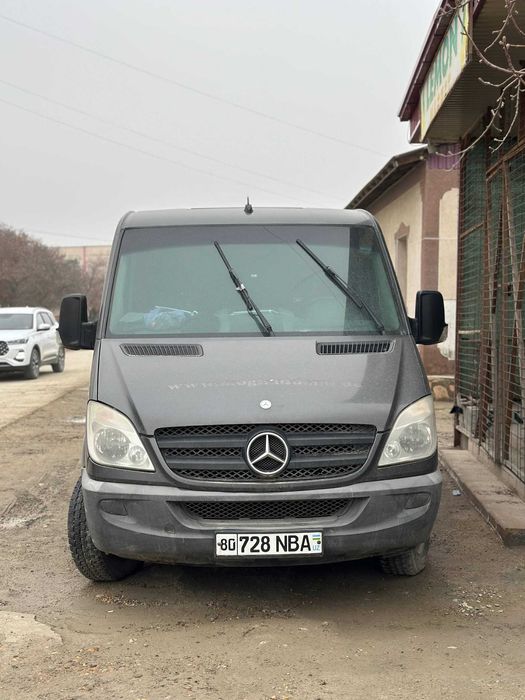 Мерседес спринтер 2011год