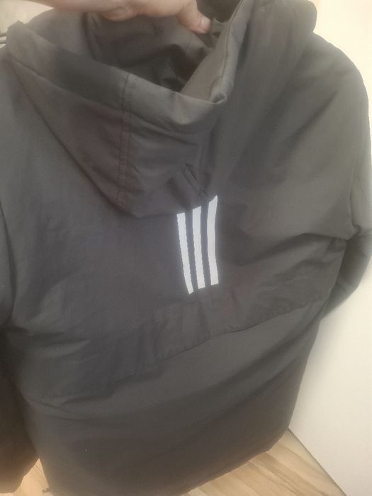 Продам куртки осень по 5000