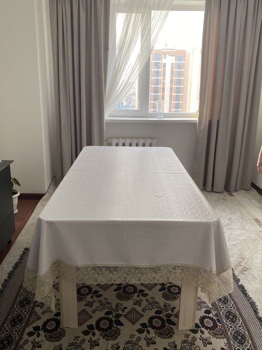 Срочно продам стол