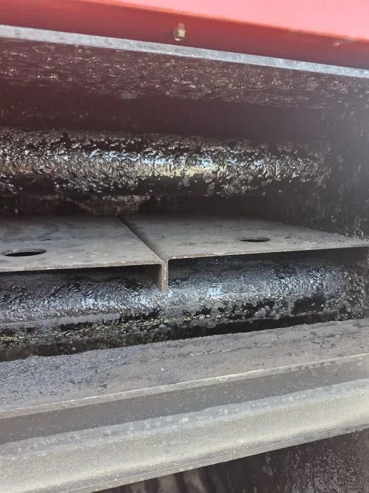 Vând centrală pe lemne