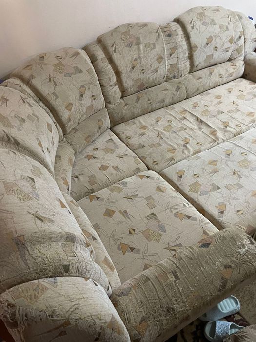 Диван угловой бесплатно!